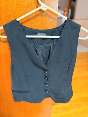 SHEIN Black Tailored Button-Front Vest